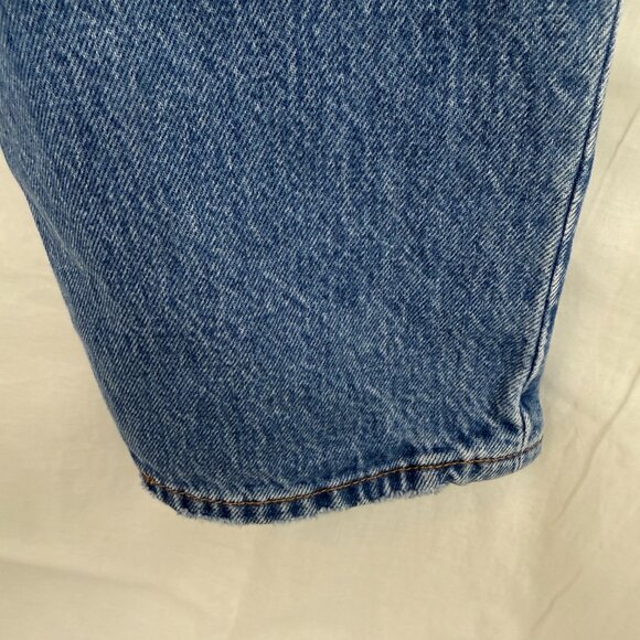 Levi Strauss 501 Women's Mid Rise Relaxed Fit Straight Leg Jeans – Size W27 L32 - Picture 8 of 15